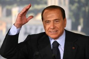 Итальянские телеканалы оштрафованы за интервью с Берлускони
