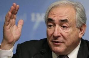 Стросс-Канна выпустили из тюрьмы под залог