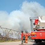 В Риге случился пожар повышенной опасности (фото)
