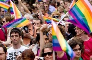 США обеспокоены подавлением гей-парада в Москве