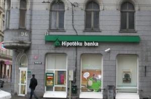Обострилась борьба за передел Hipotēku banka
