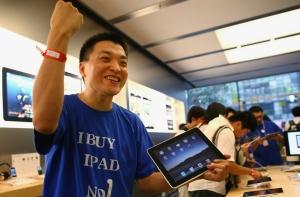 Магазин Apple в Пекине закрылся из-за драки за iPad 2
