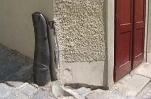 В Чехии американские солдаты сломали историческую скульптуру