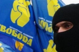 Янукович поручил генпрокурору дать оценку событиям во Львове