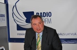 Рогозин: НАТО пытается ликвидировать Муаммара Каддафи