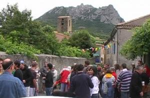 Ожидающие конца света ищут прибежище во французской деревне