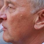 Берзиньш не воспрепятствует референдуму Затлера