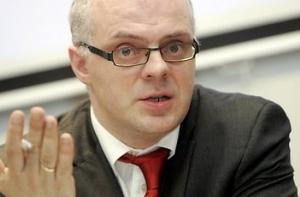 Кто поддержит партию Валдиса Затлерса?