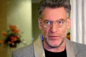 Суд отменил штраф Артемию Троицкому