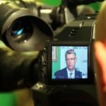 Президент подписал поправки о продлении «потолков» на пособия