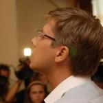 Мэр Риги после лечения вышел на работу