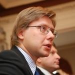 Мэр Риги возвращается на работу