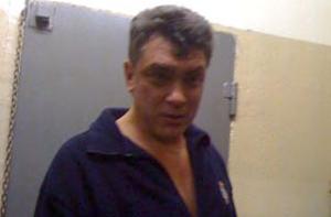 Жириновский: Немцова отпустить за рубеж и обратно не пускать