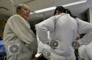 Японцы кинулись раскупать куртки-кондиционеры