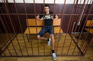 Рижанин, стрелявший по машине блогера в Москве, арестован на два месяца