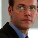 Журналисты News of the World уличили сына Мердока в обмане парламентской комиссии