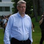 Затлерс потратил половину бюджета Госканцелярии