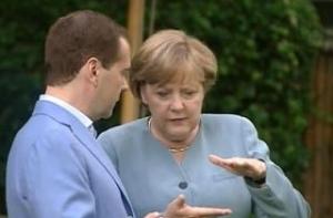 Медведев обвинил организаторов «Квадриги» в трусости и непоследовательности