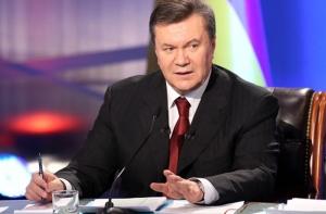 Блоггеры требуют от Януковича переплыть Днепр