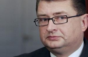 Министр юстиции остался без советника