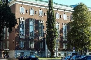 Минобороны Эстонии после нападения переезжает в более безопасное здание