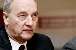 Берзиньш: в Латвии без вариантов нужно вводить евро
