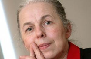 Экономист рассказала, откуда растут ноги у латвийских бед (АУДИО)