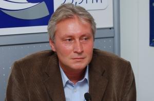Депутат: закрытие школ решит проблему нехватки учителей