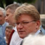 Штокенбергс поручил ужесточить порядок приобретения газовых пистолетов и арбалетов