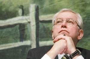 Пресса: СЗК не позволит «Единству» обижать своих министров