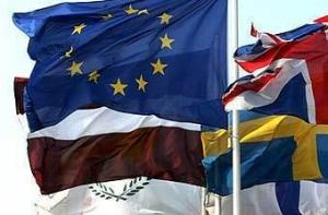 Евросоюз вводит дополнительные санкции против Сирии