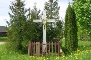 В Екабпилсе отремонтировали Братское кладбище