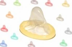 Латвию заполонят автоматы по продаже презервативов