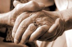 В Лиепае пенсионерка выпала из окна пансионата