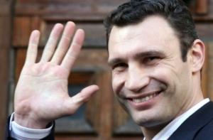 Виталий Кличко решил взять «хрупкую» Тимошенко на поруки