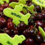 Премьер: в регистре пытались зафиксировать фиктивные акции airBaltic