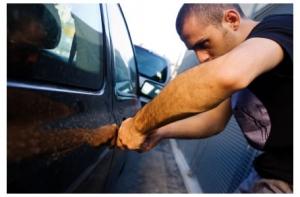 За сутки угнали шесть транспортных средств