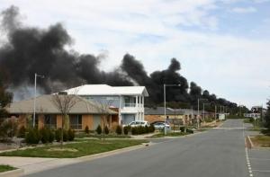Пожар на химзаводе в австралийской столице: жители эвакуированы(ВИДЕО)
