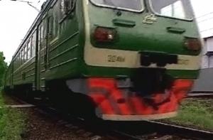 В Москве машинисты электрички сбили насмерть женщину и ограбили ее