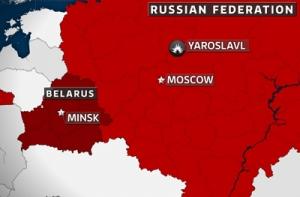 При крушении самолета Як-42 он развалился на две части и загорелся