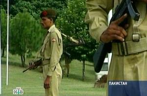 Боевики атаковали КПП в Пакистане: 15 убитых