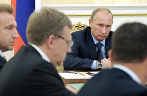 Путин пошутил про страсть Берлускони