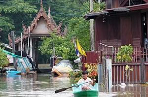 Таиланд скрывается под водой