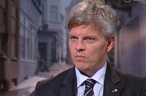 Политолог не увидел связи между заявлениями России и полетами бомбардировщиков