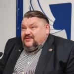 Кравцов пожертвует свою депутатскую компенсацию церкви