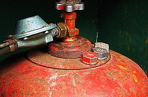 Из-за чего рухнул дом в Малпилсском крае?