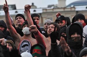 В Москве на Манежной площади задержали 100 человек