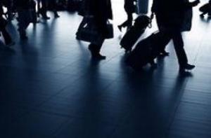 В Рижском порту и аэропорту выросло число пассажиров