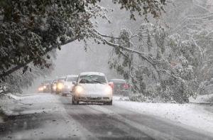 Жертвами снежного бурана в США стали 11 человек (ВИДЕО)