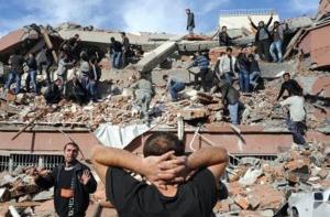 Сильное землетрясение произошло в турецком городе Ван